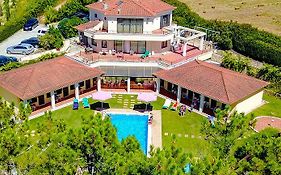 Quinta Dos Amarelos No Meco